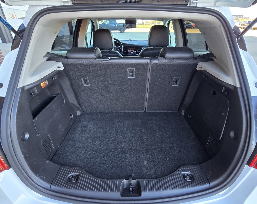 2022 Buick Enclave Image 35