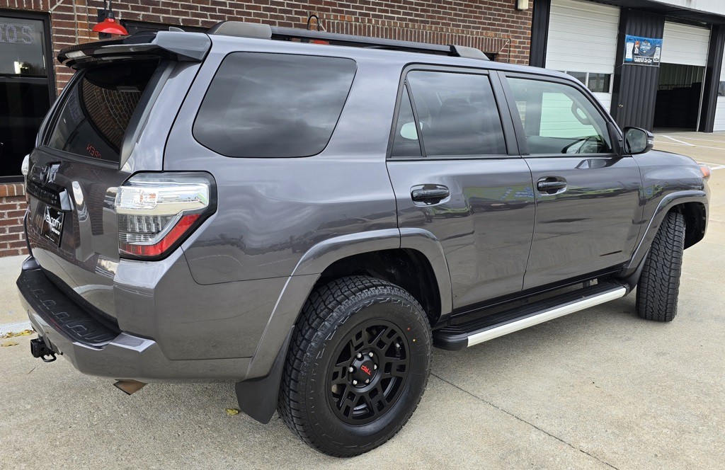 2021 Toyota 4Runner Image 7