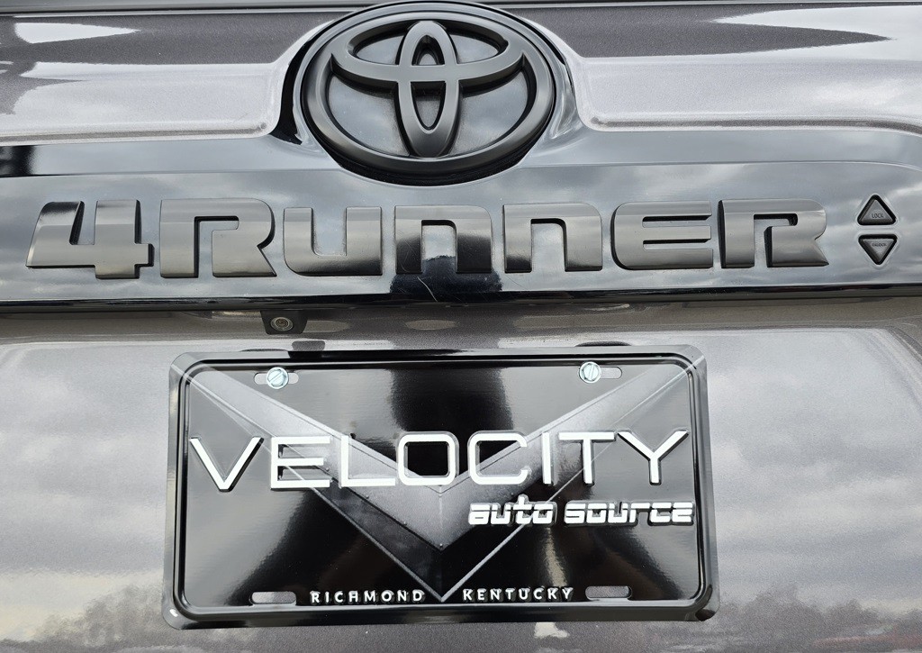 2021 Toyota 4Runner Image 10