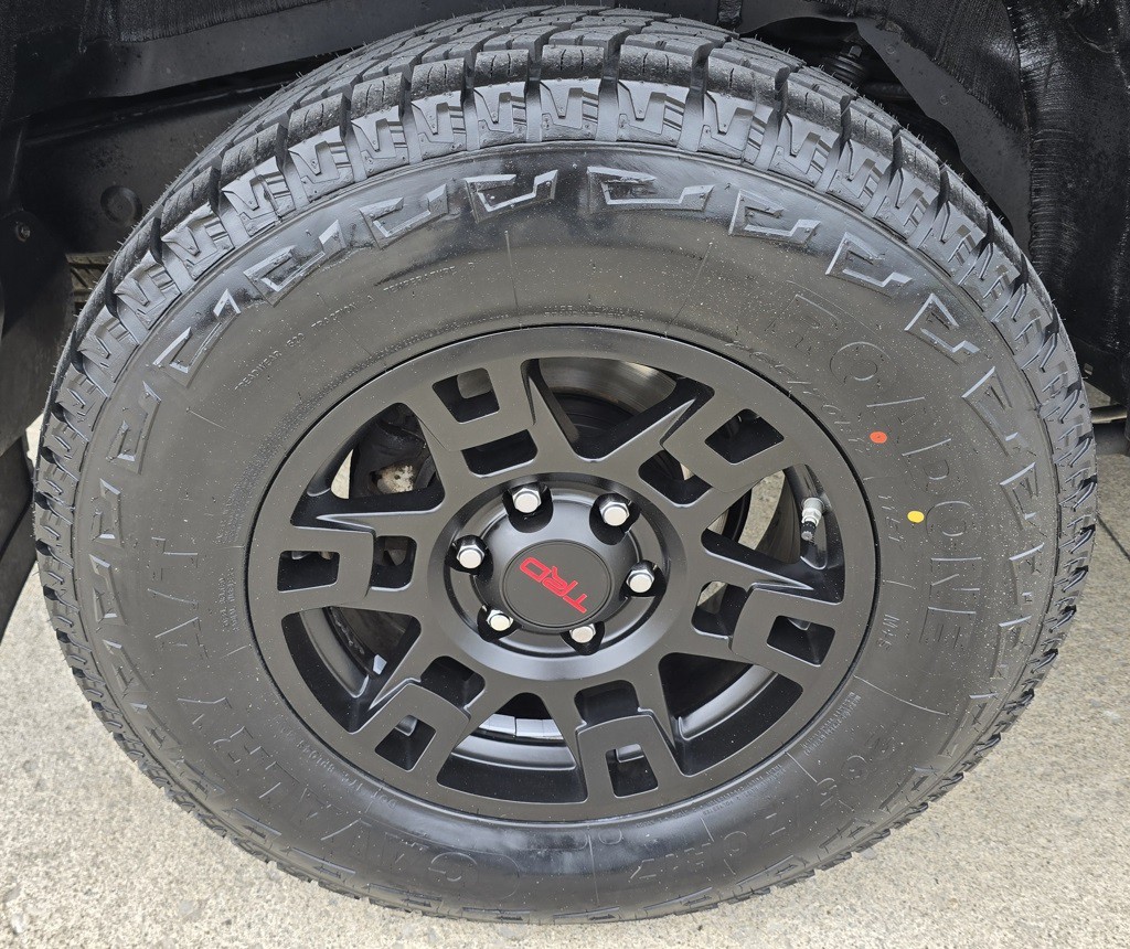 2021 Toyota 4Runner Image 13