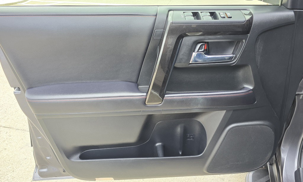 2021 Toyota 4Runner Image 16