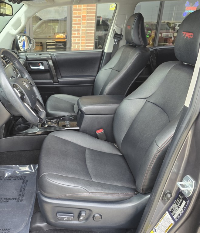 2021 Toyota 4Runner Image 17