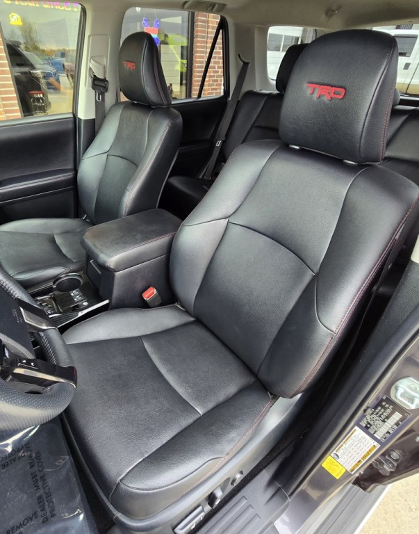 2021 Toyota 4Runner Image 18