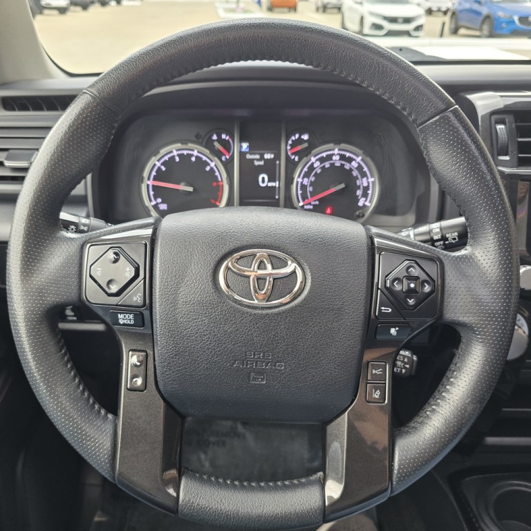 2021 Toyota 4Runner Image 22