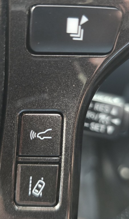 2021 Toyota 4Runner Image 25