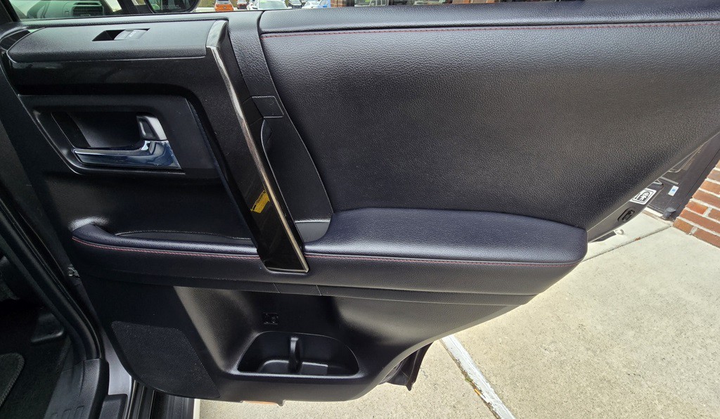 2021 Toyota 4Runner Image 39