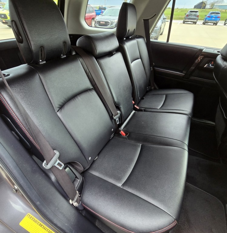 2021 Toyota 4Runner Image 41