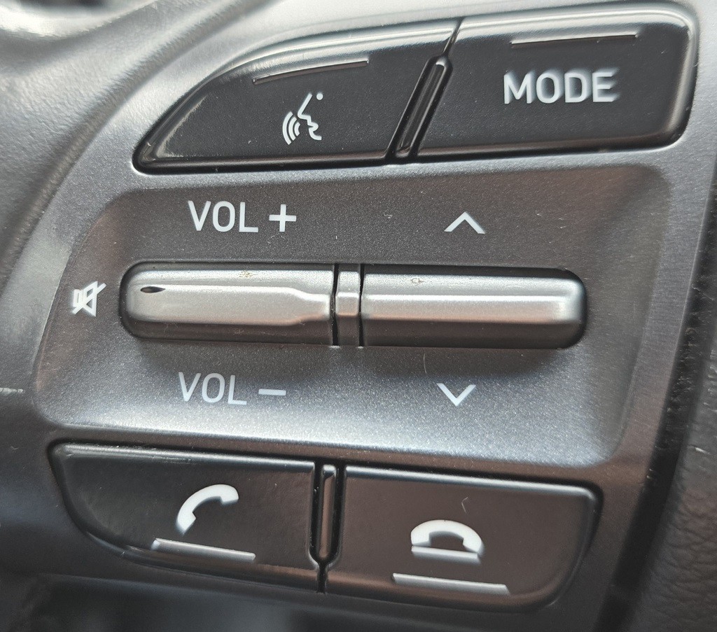 2021 Hyundai Kona Image 24