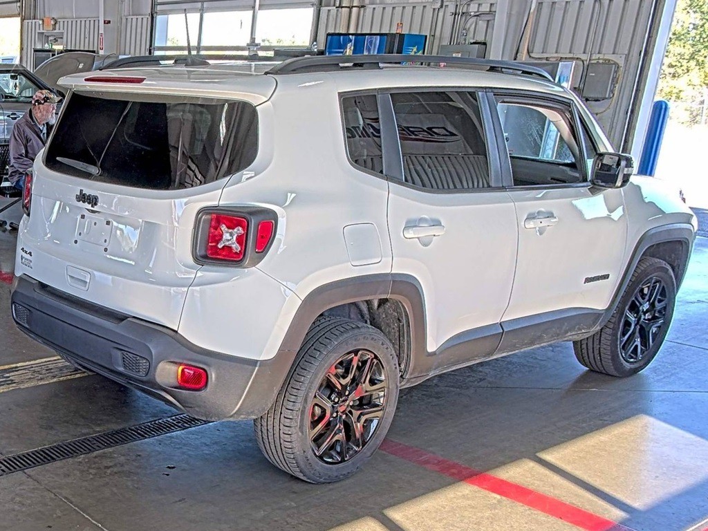 2023 Jeep Renegade Image 2