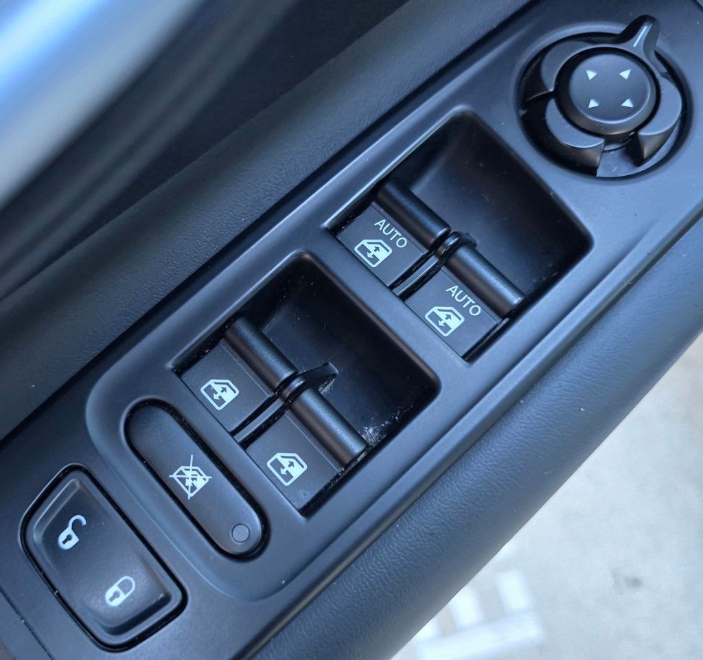 2023 Jeep Renegade Image 16