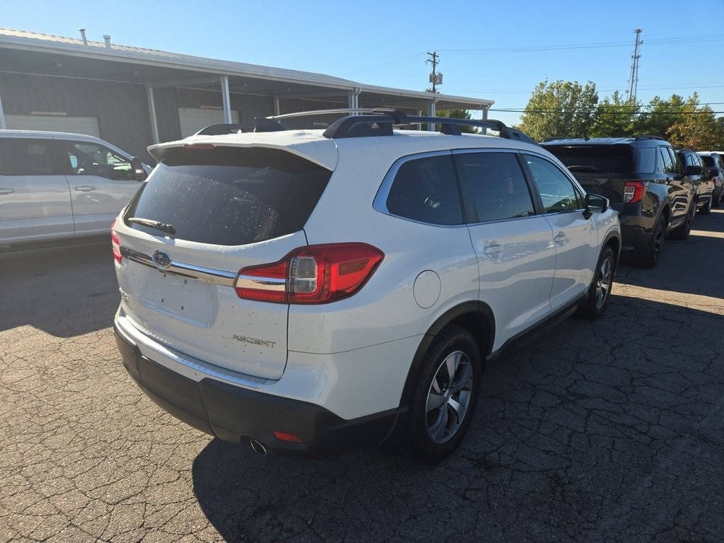 2021 Subaru Ascent Image 3