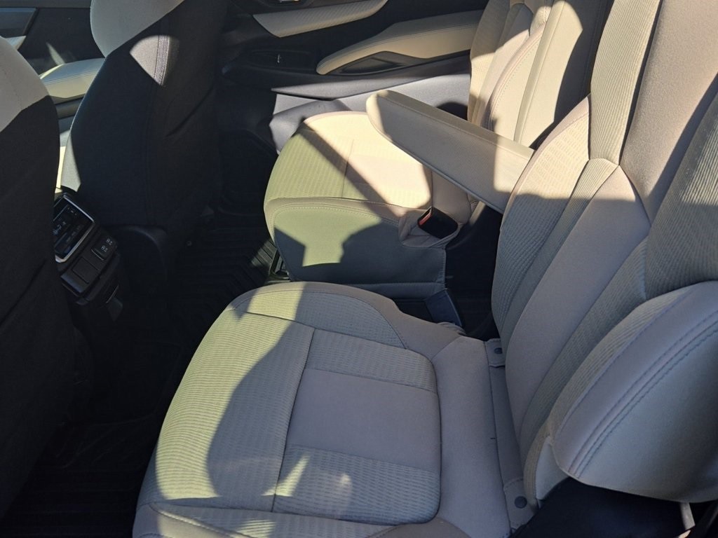 2021 Subaru Ascent Image 5