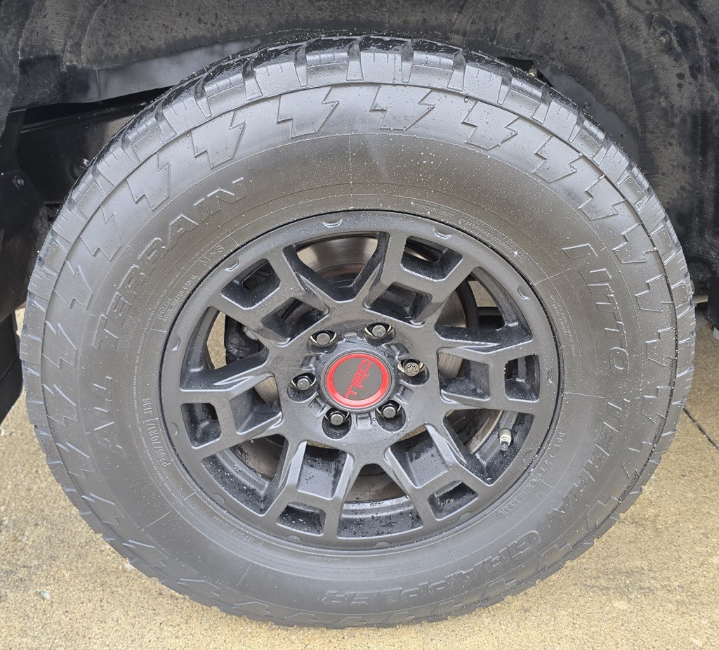 2021 Toyota 4Runner Image 12