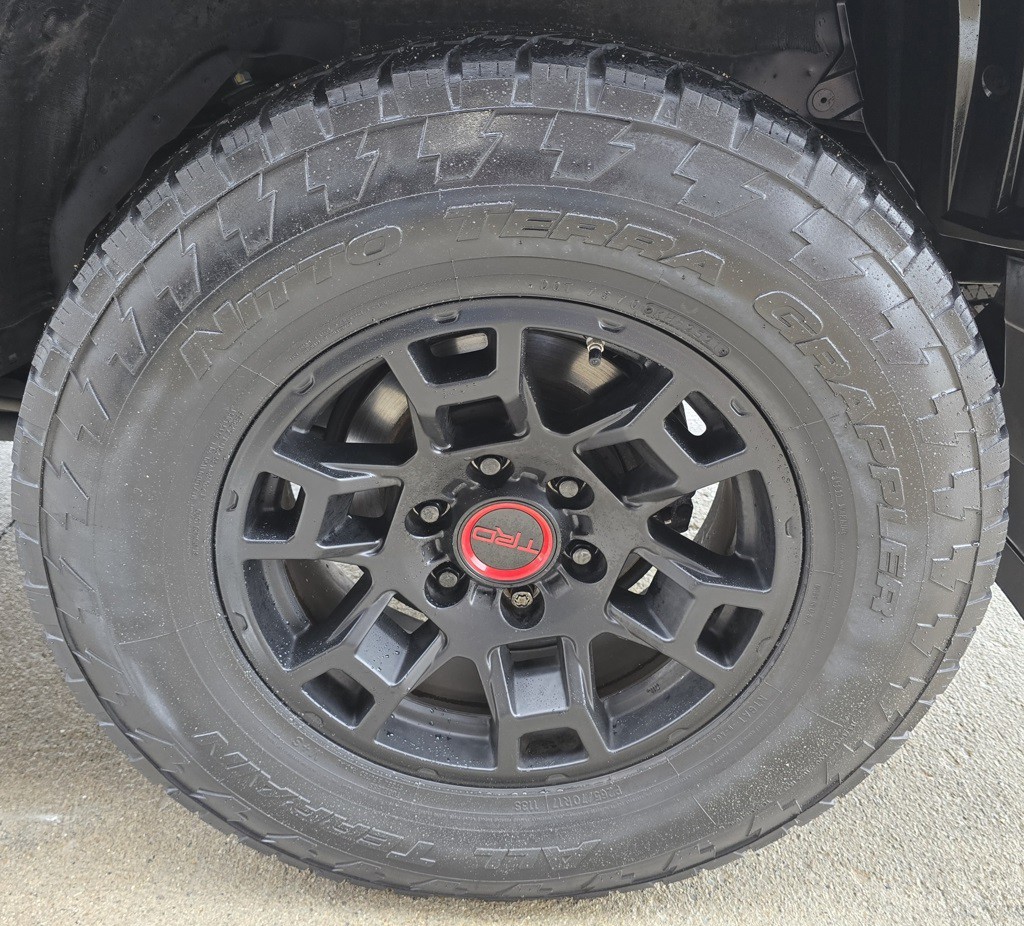 2021 Toyota 4Runner Image 13