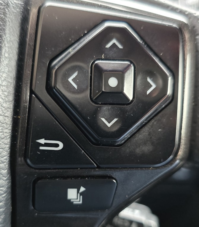 2021 Toyota 4Runner Image 24