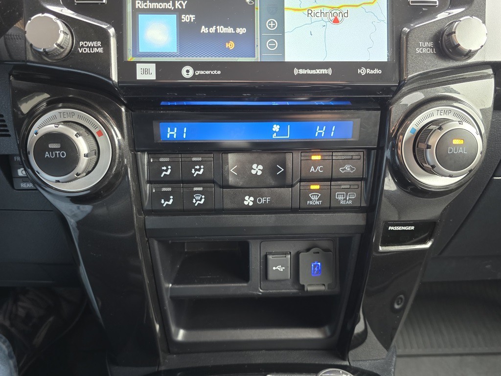 2021 Toyota 4Runner Image 30