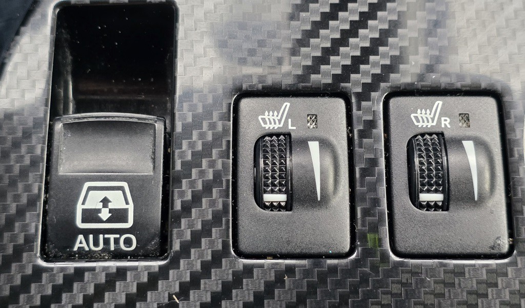 2021 Toyota 4Runner Image 33