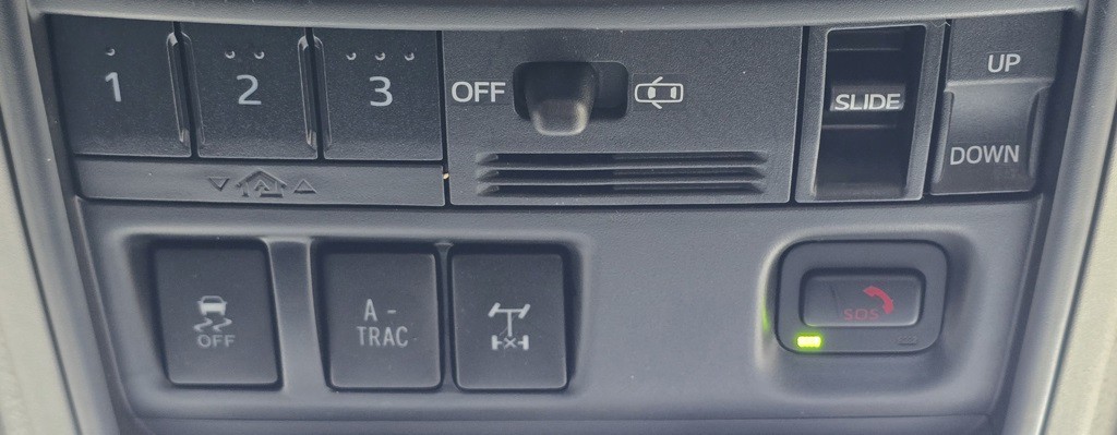 2021 Toyota 4Runner Image 35