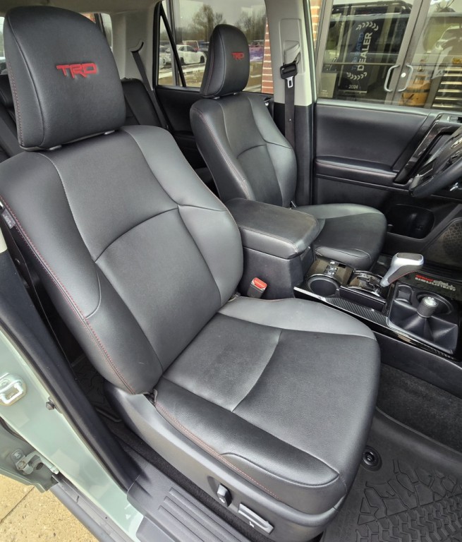 2021 Toyota 4Runner Image 45