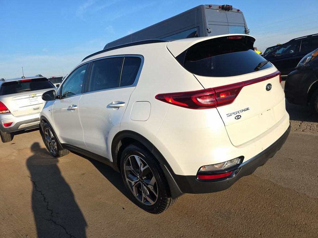 2020 Kia Sportage Image 2