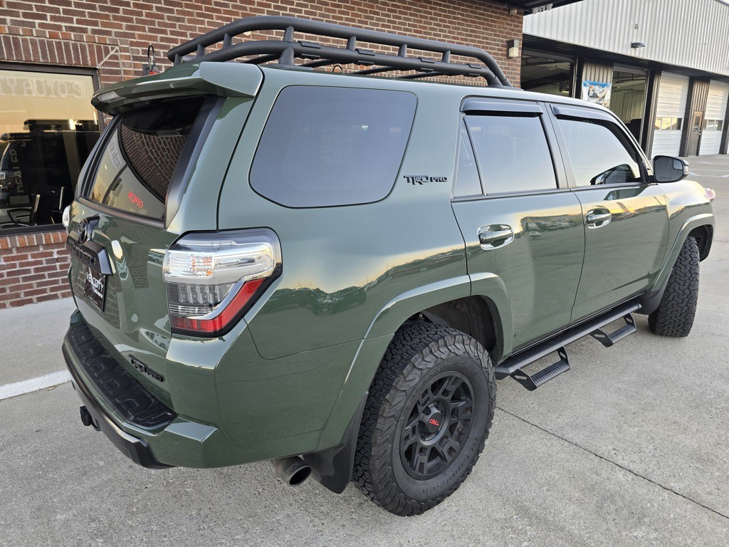 2020 Toyota 4Runner Image 3