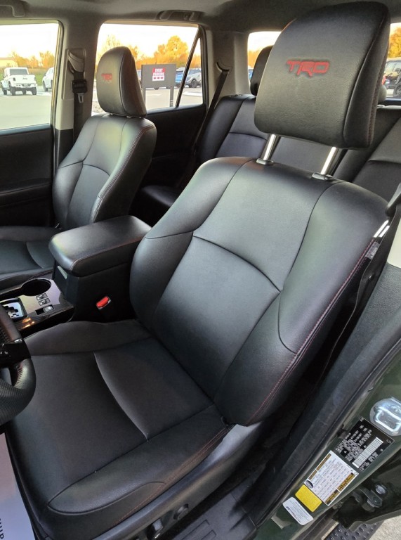 2020 Toyota 4Runner Image 8