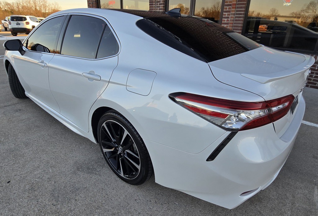 2019 Toyota Camry Image 7