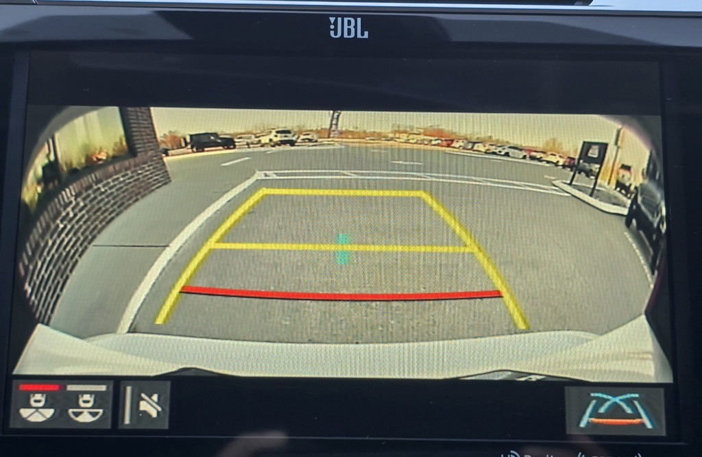 2019 Toyota Camry Image 25