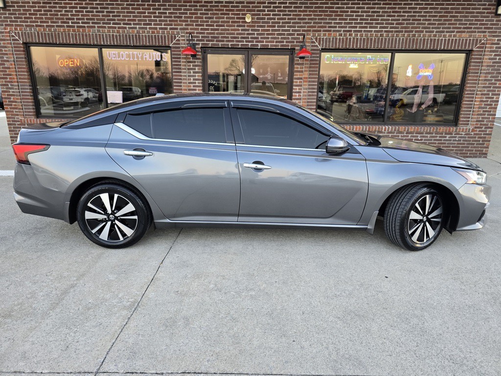 2022 Nissan Altima Image 4