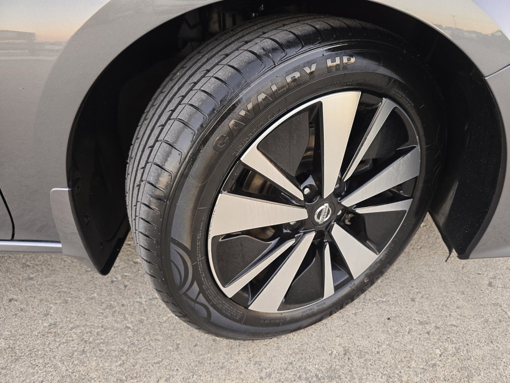 2022 Nissan Altima Image 12