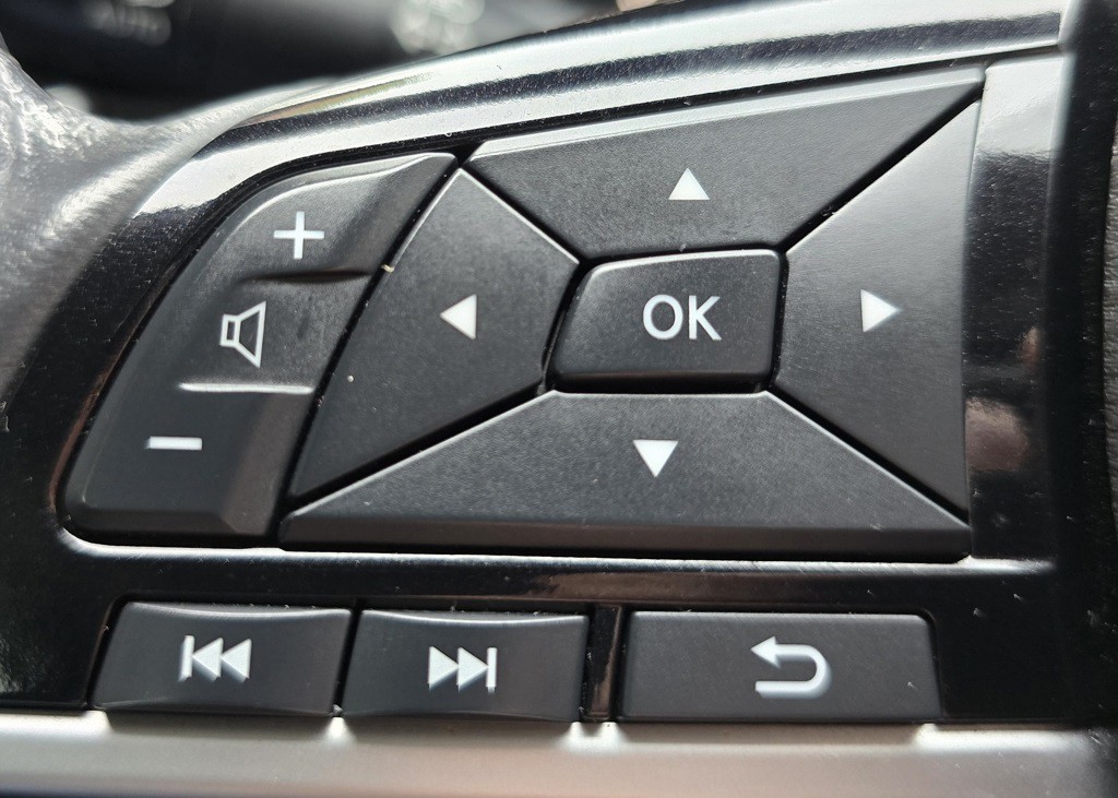 2022 Nissan Altima Image 23