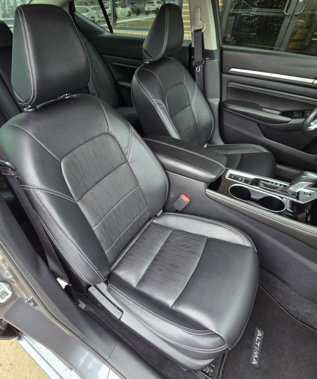 2022 Nissan Altima Image 42