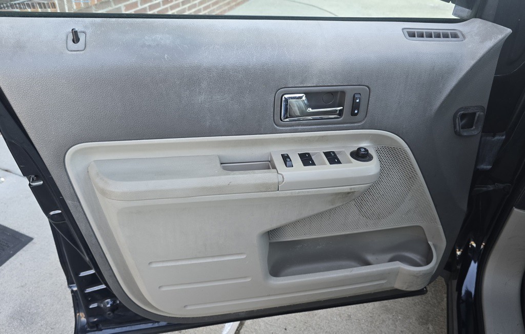 2010 Ford Edge Image 8