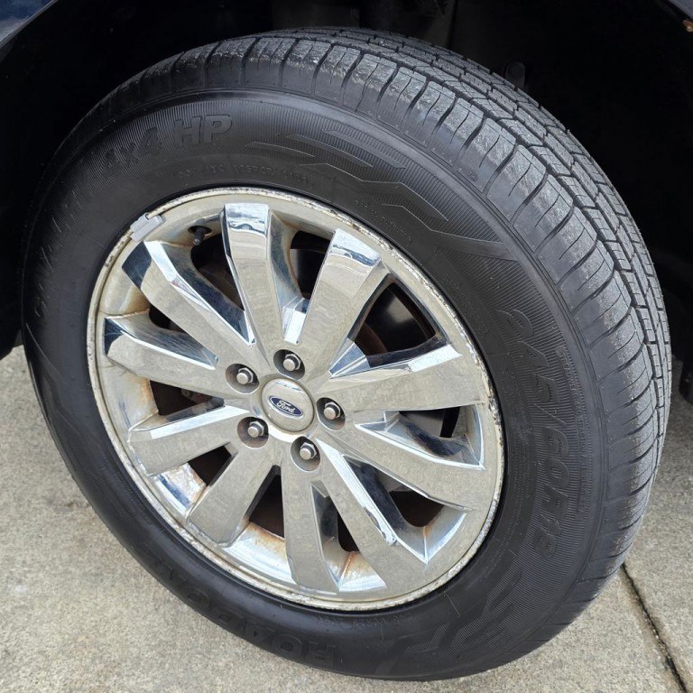 2010 Ford Edge Image 10