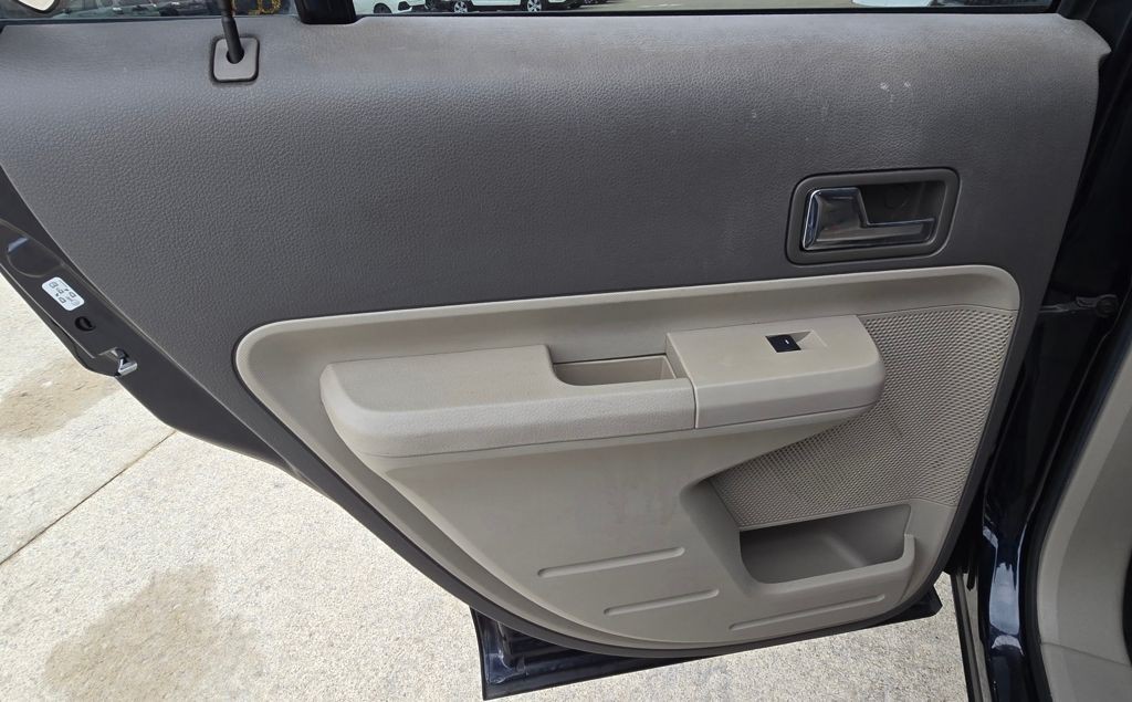 2010 Ford Edge Image 24