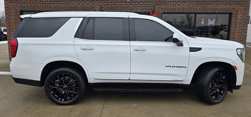 2023 GMC Yukon Image 4