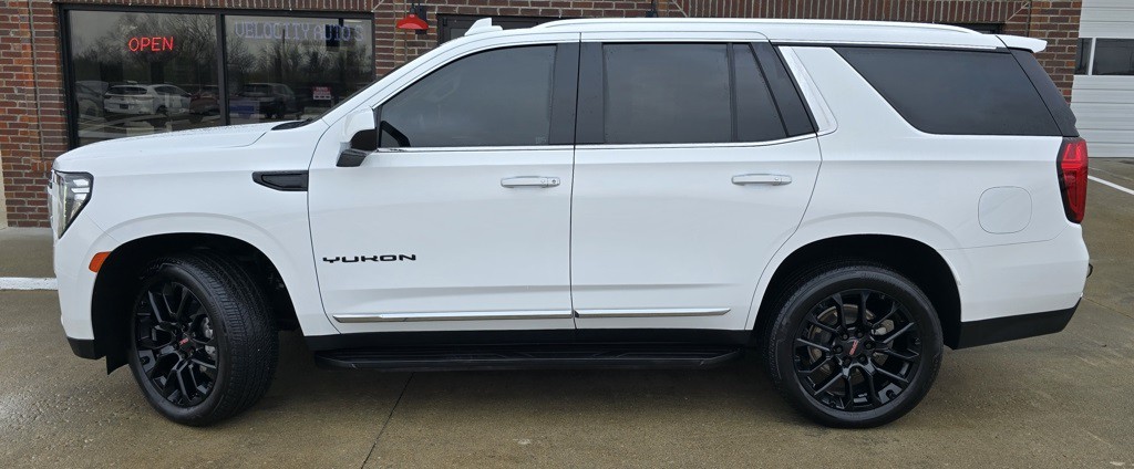 2023 GMC Yukon Image 5