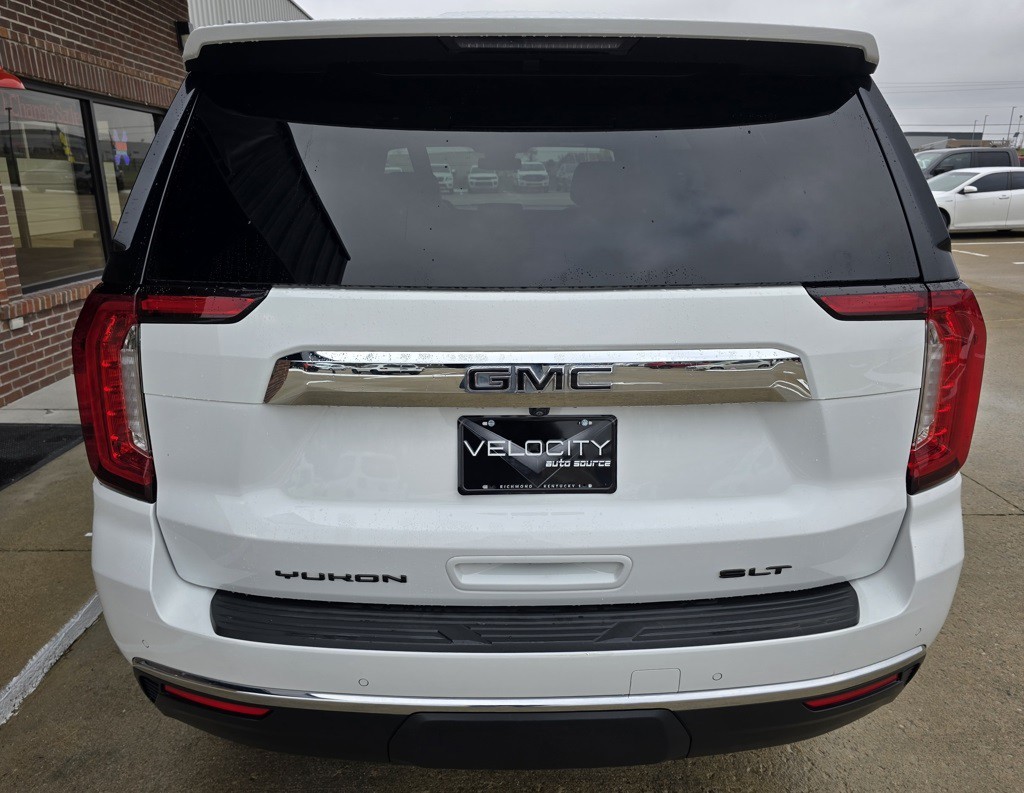 2023 GMC Yukon Image 8