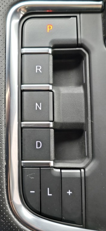 2023 GMC Yukon Image 28