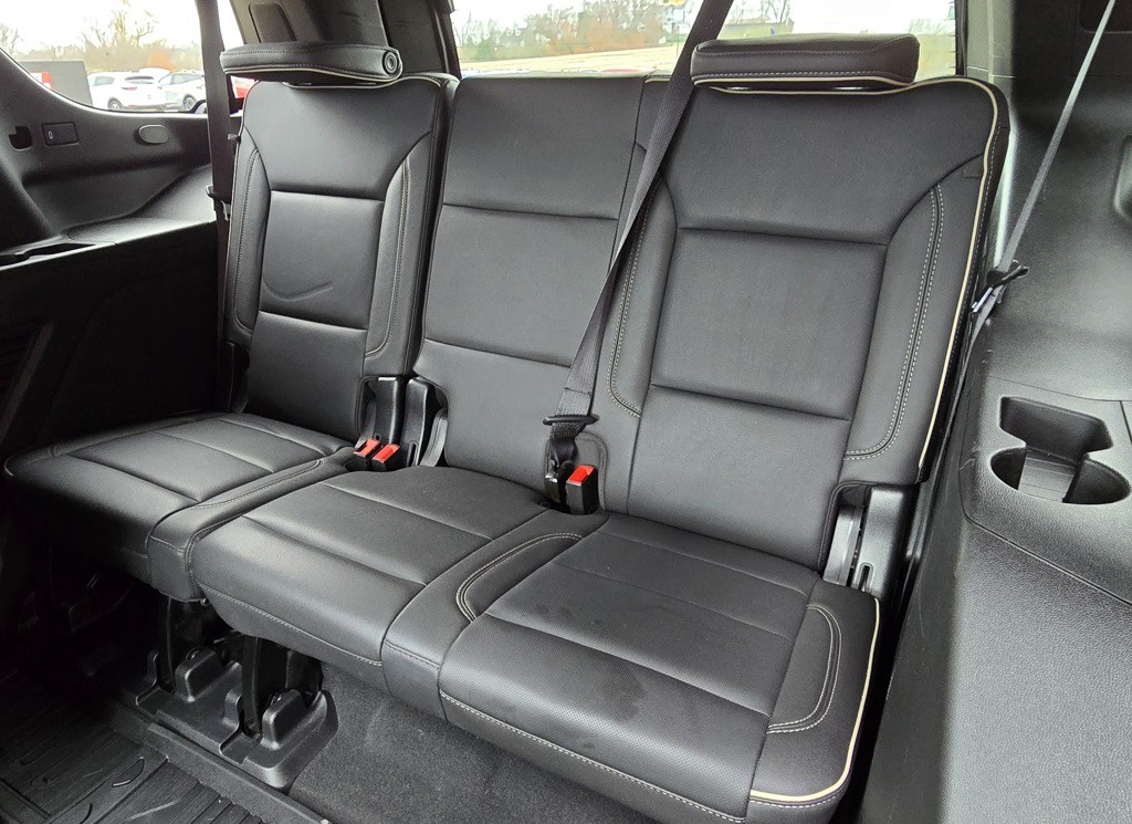 2023 GMC Yukon Image 40