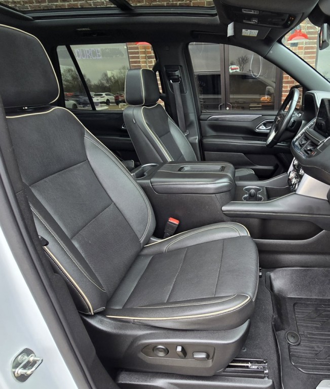 2023 GMC Yukon Image 42