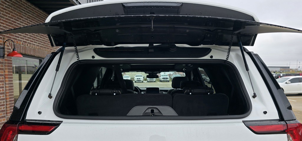 2023 GMC Yukon Image 50