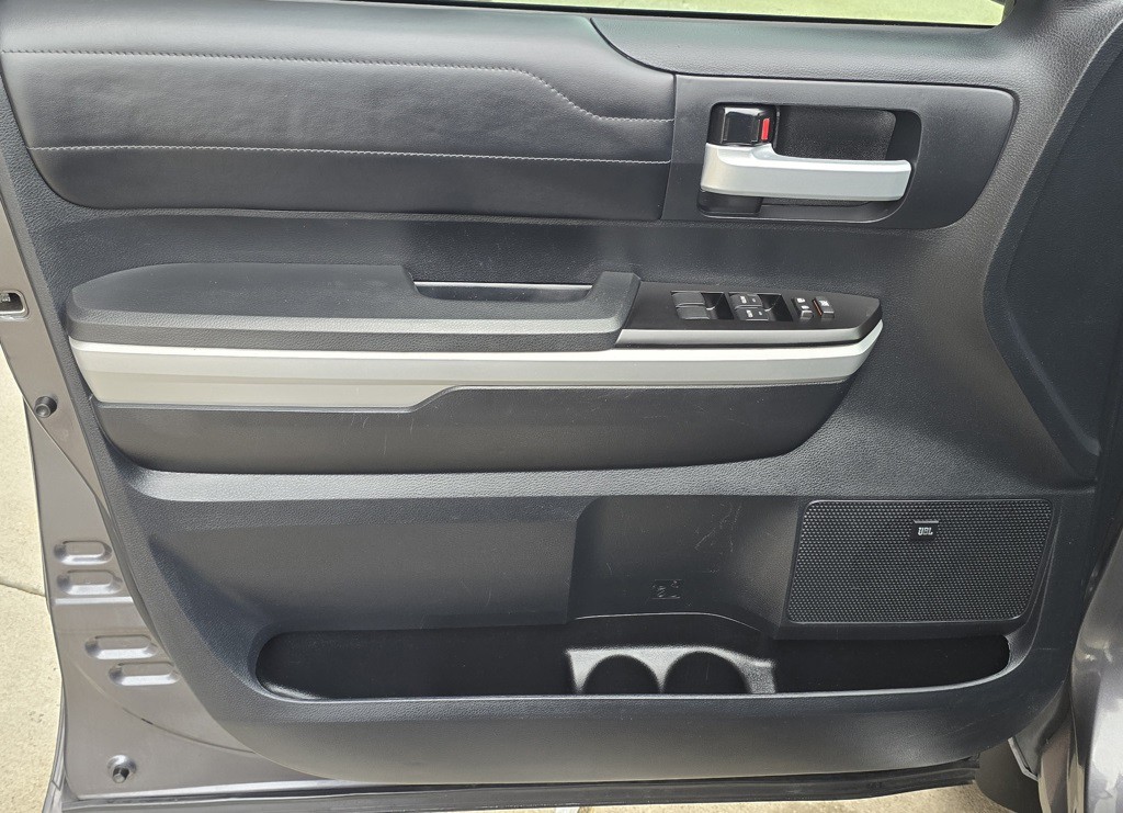 2018 Toyota Tundra Image 17