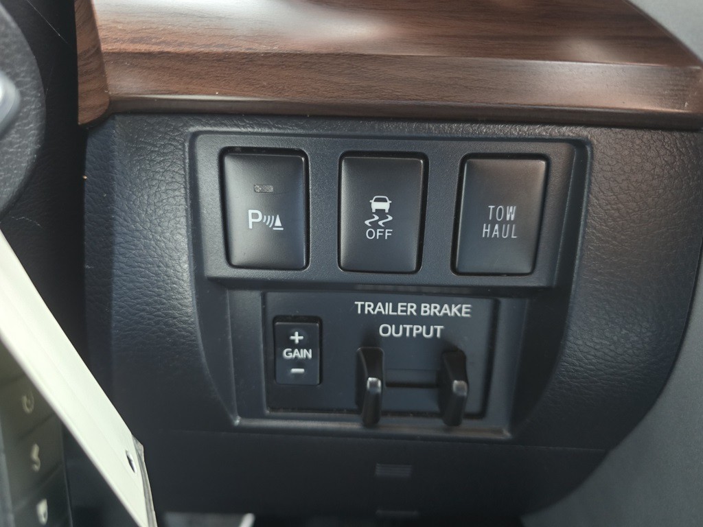 2018 Toyota Tundra Image 30