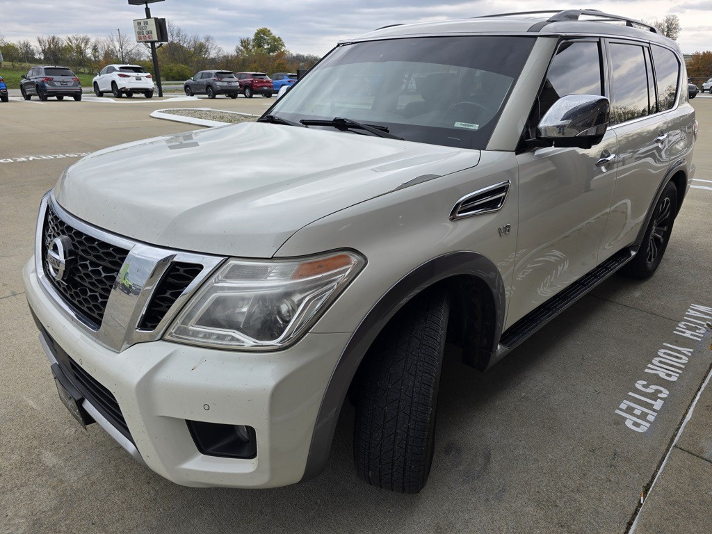 2017 Nissan Armada Image 5
