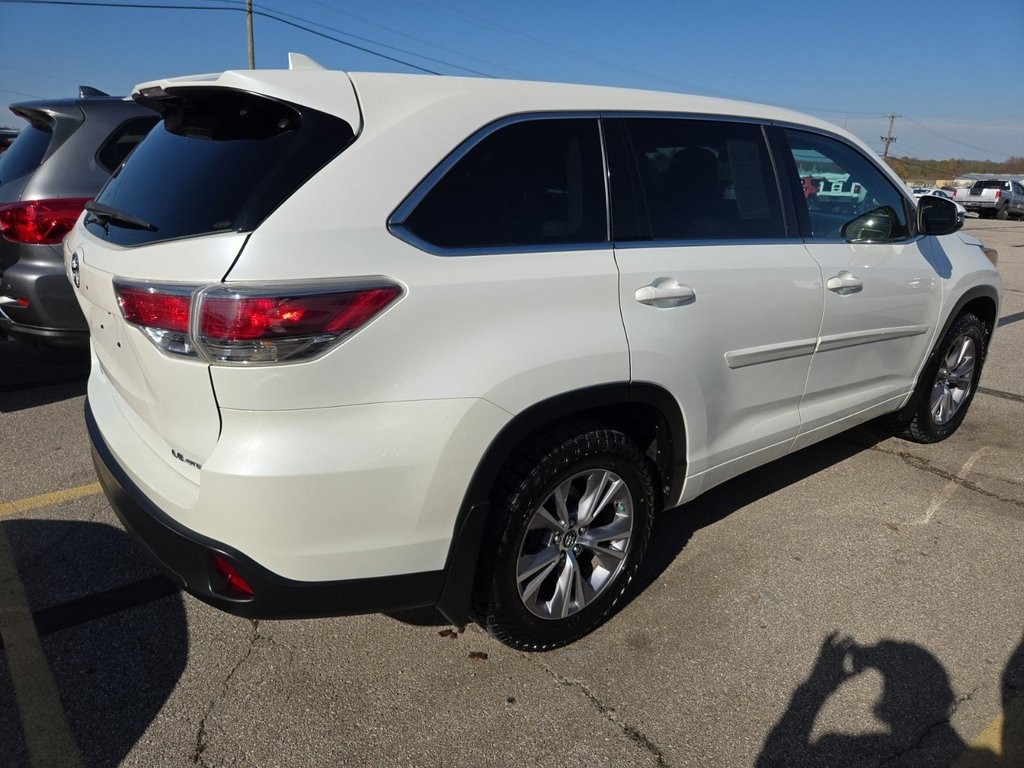 2016 Toyota Highlander Image 4