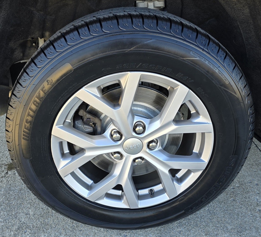 2021 Jeep Grand Cherokee Image 12