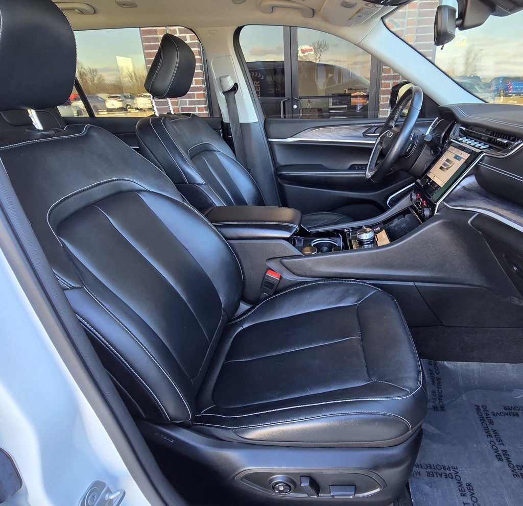 2021 Jeep Grand Cherokee Image 40