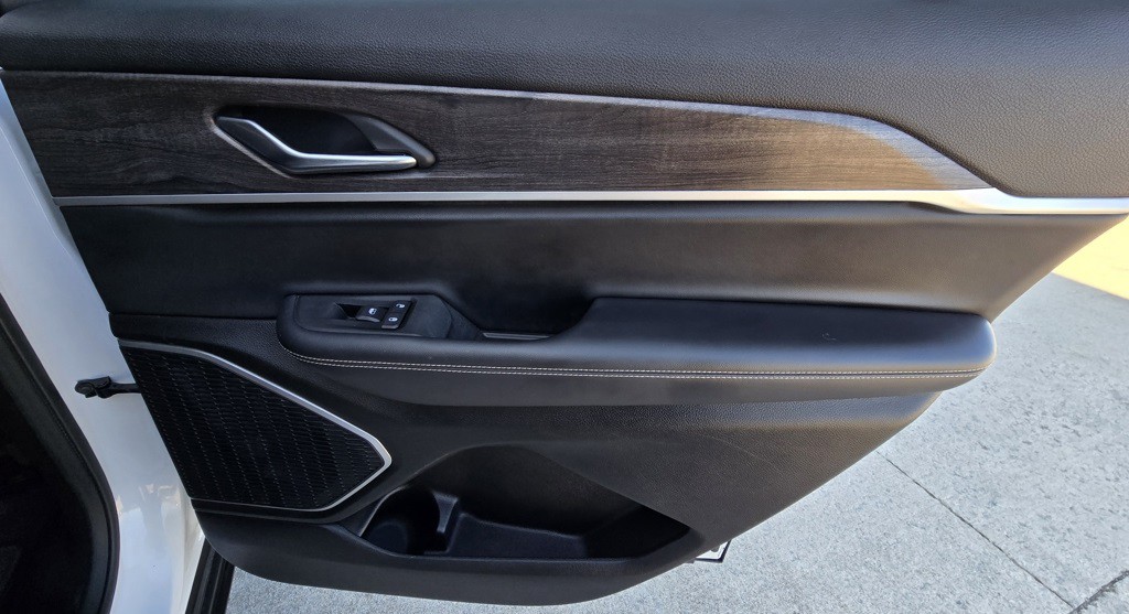 2021 Jeep Grand Cherokee Image 42