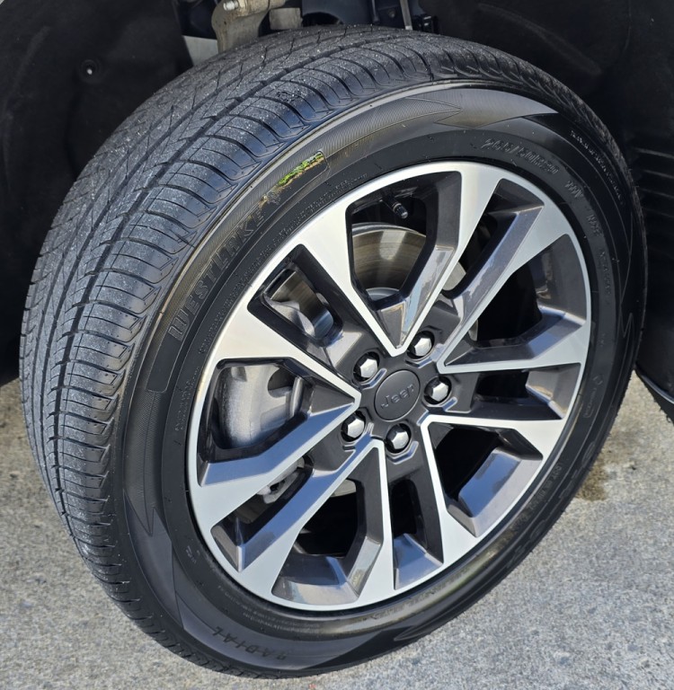 2021 Jeep Grand Cherokee Image 12